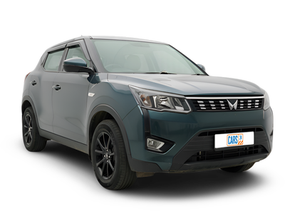 Mahindra XUV300-img